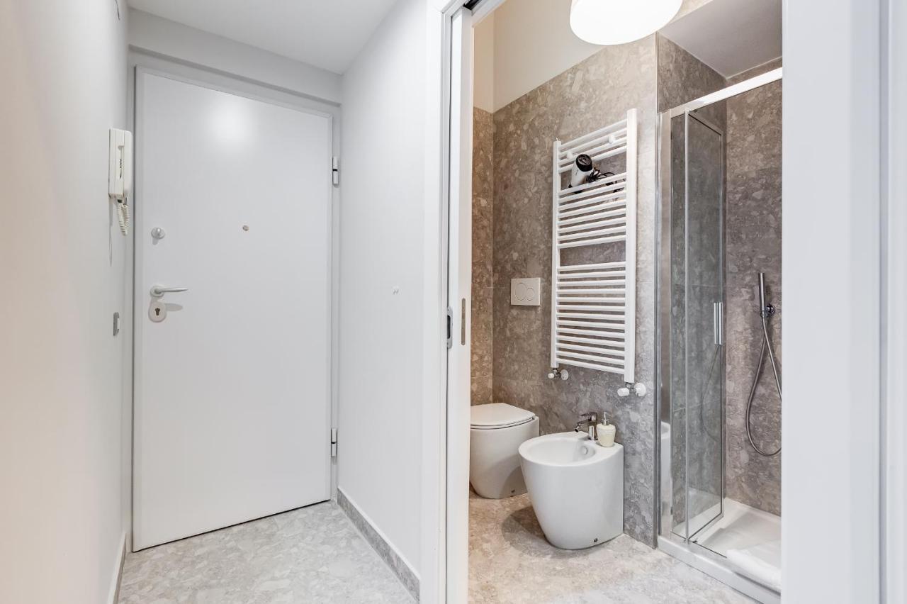 Trevi Fountain - Shabby - Romedreamhome Экстерьер фото