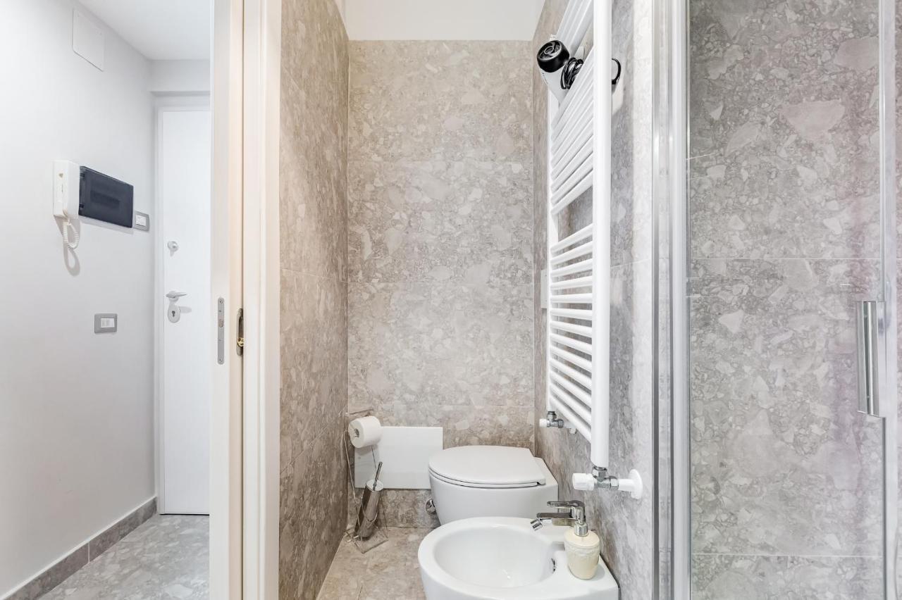 Trevi Fountain - Shabby - Romedreamhome Экстерьер фото